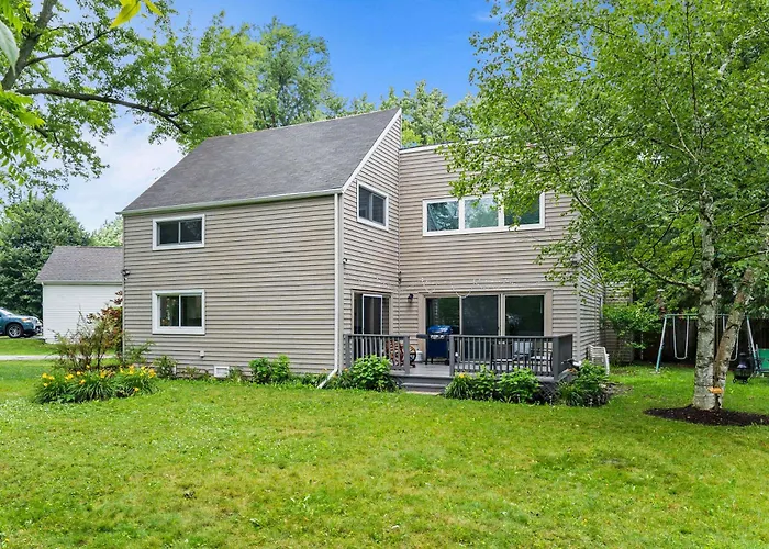 Holiday home Manor Creek Vacation Getaway Navy Family House Beach Park
