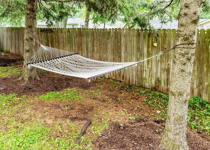 Manor Creek Vacation Getaway Navy Family House *